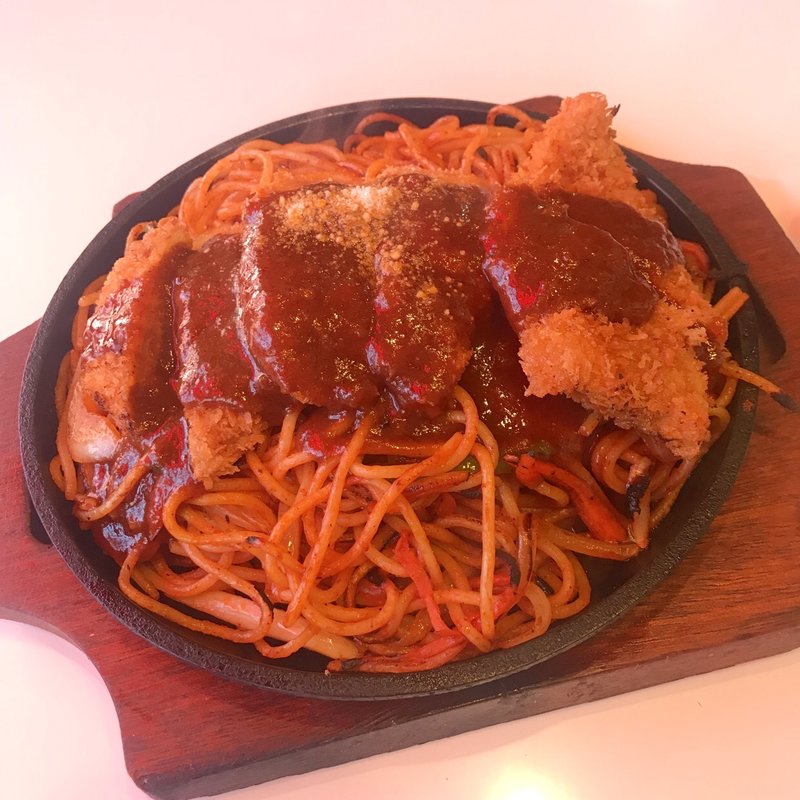 カツがのったスパゲティ(お食事と喫茶 があべら(1974創業 手作りの店))