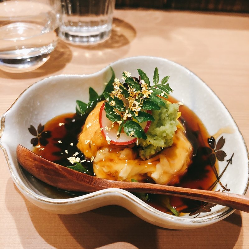 生湯葉のウニのせ(立ち飲み割烹竹内酒造)