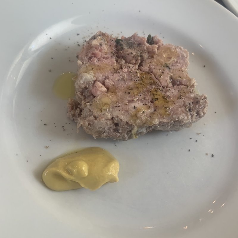 豚肉とレバーのパテ(オステリア コマチーナ)