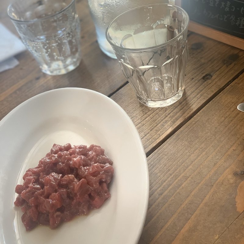 馬肉のタルタル(オステリア コマチーナ)