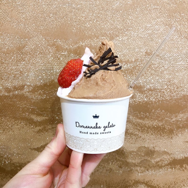 ジェラートダブル(道の駅どまんなか たぬま )