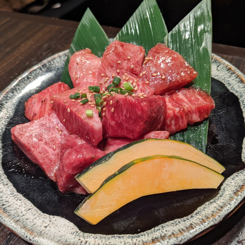 切り落としスペシャル(焼肉もとやま 新宿店)