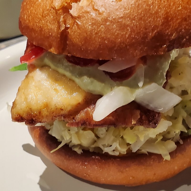 〆サバ竜田揚げバーガー(デリファシャス)