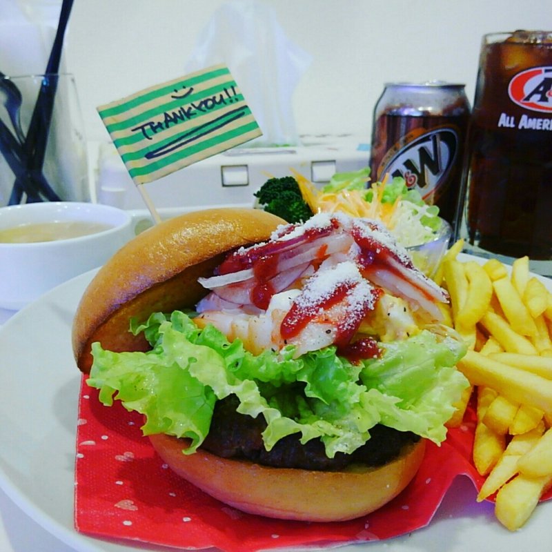 エッグシュリンプ＋パティ(13Diner)