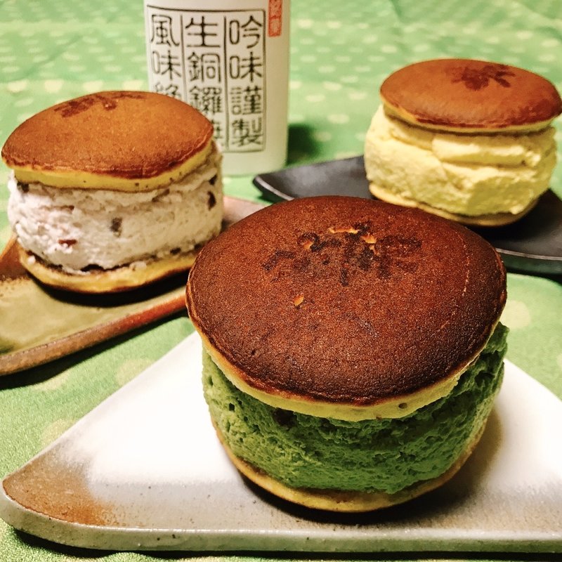 生銅鑼焼き(抹茶・桜・かぼちゃ)(朧八瑞雲堂 （おぼろやずいうんどう）)
