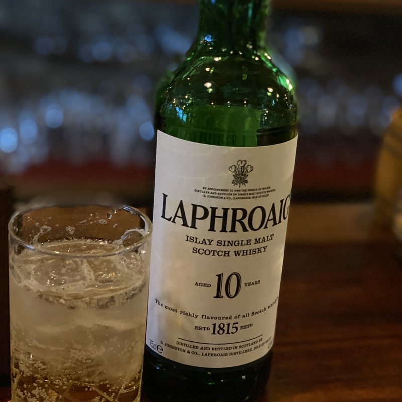 ラフロイグ10年(バッフィ・バルバ （SHOT BAR BAFFI・BARBA）)