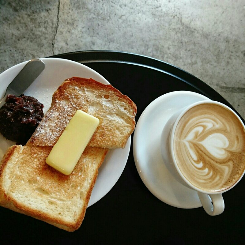 あんバターセット(TRICHROMATIC COFFEE)