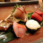 お刺身の瓦盛り(カクニマル)