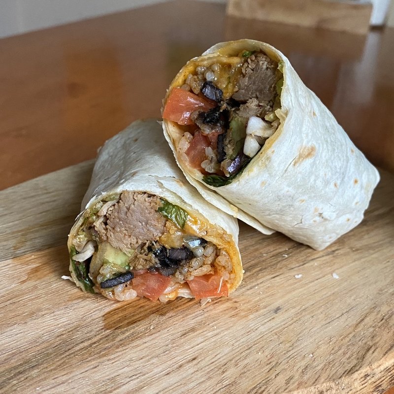 プルドポークブリトー(DAD'S RIBS)