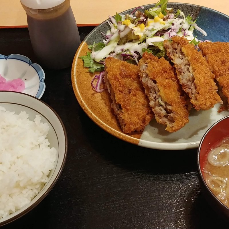 牛タンメンチカツ定食(たかはた天使のレストラン  （【旧店名】太陽館れすとらん）)