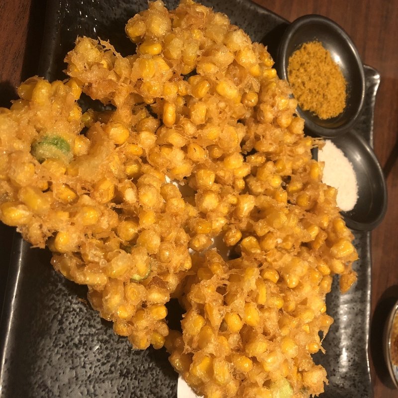 とうもろこしのかき揚げ(北海道ダイニング 小樽食堂 柏西口店 （ほっかいどうだいにんぐ おたるしょくどう）)