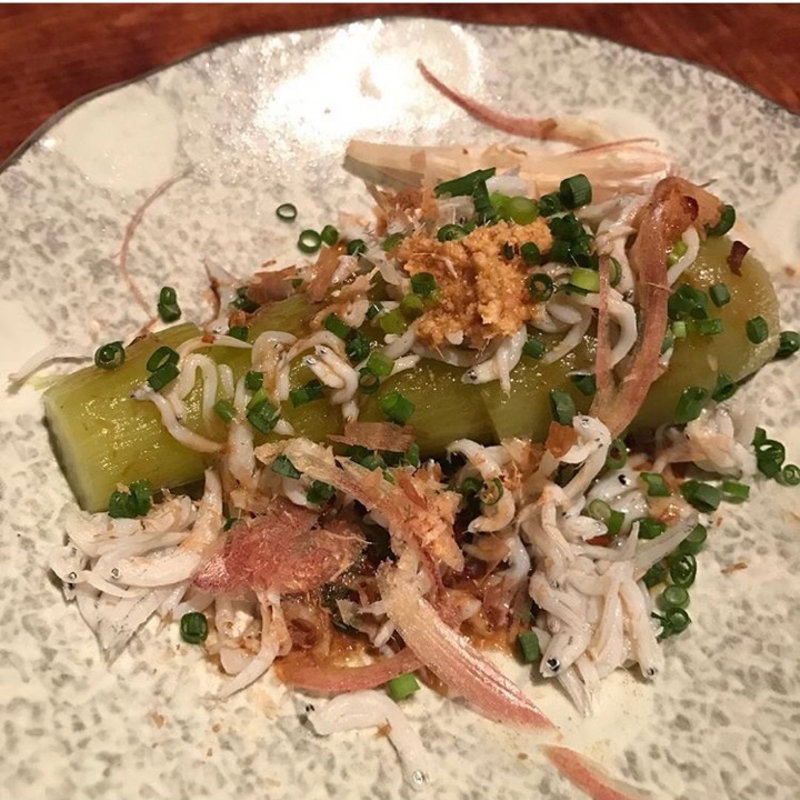 (すずめの御宿 （すずめのおやど）)