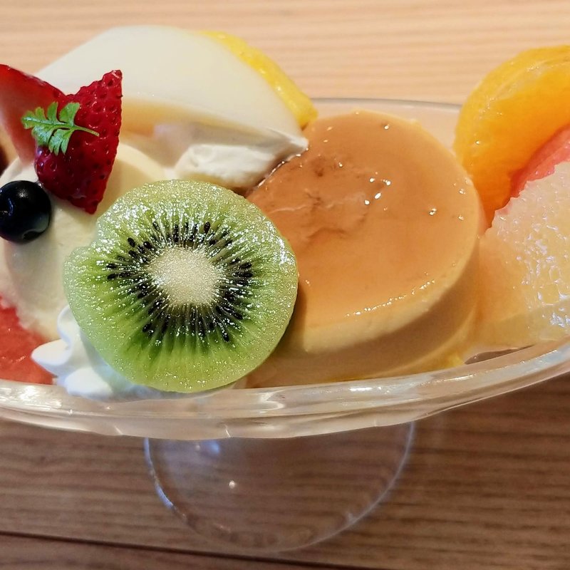 プリンアラモード(フルーツパーラーおだわら)