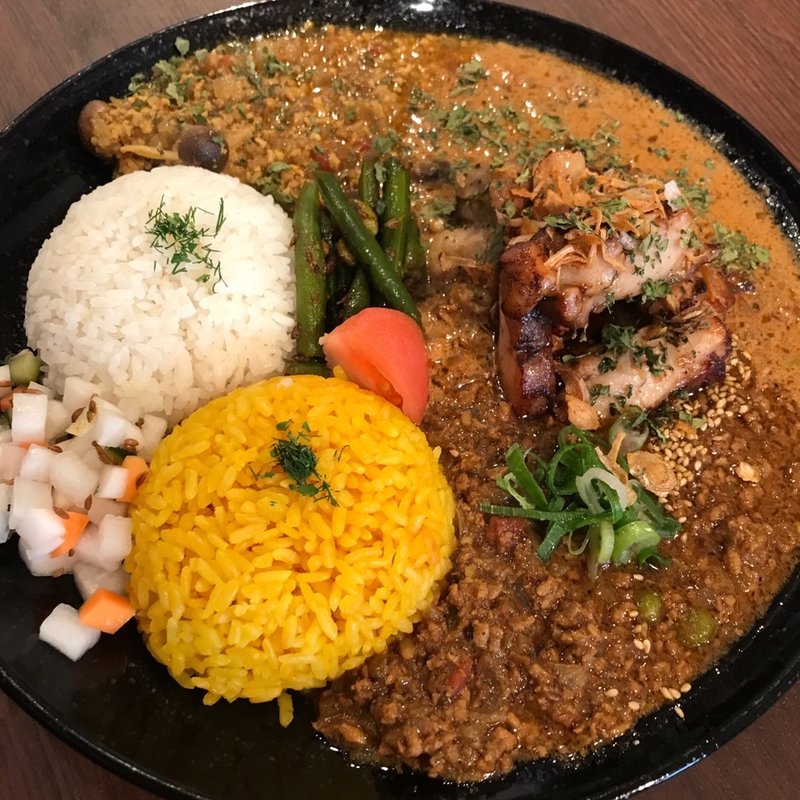 3種あいがけ(カオススパイスダイナー)