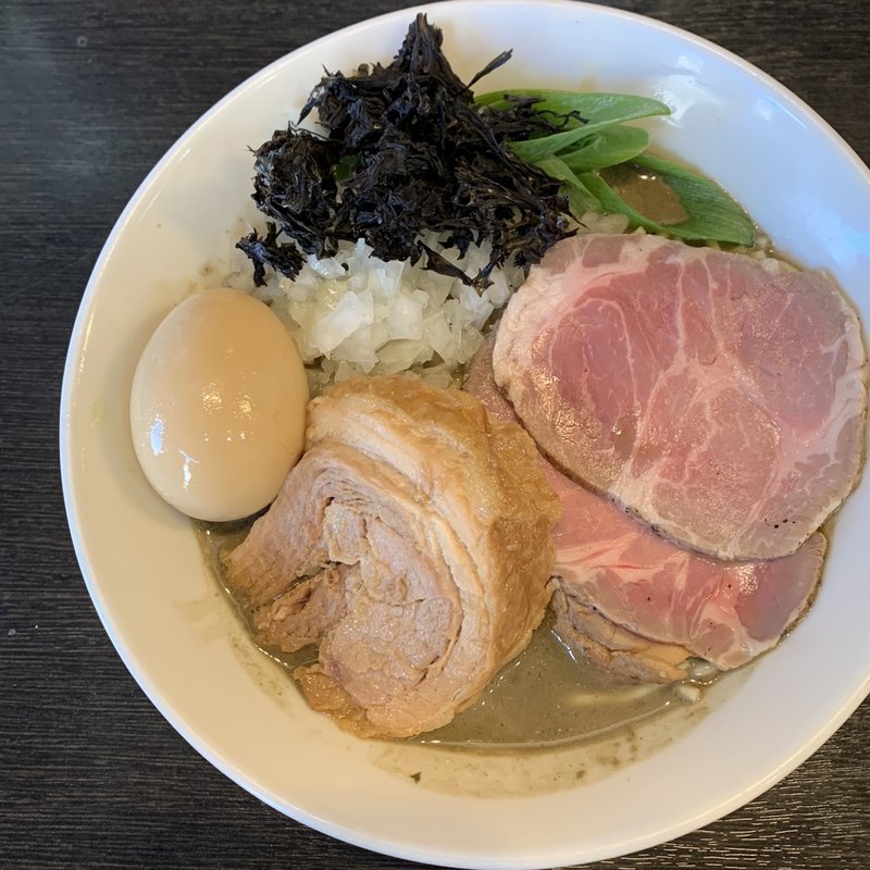 特製濃厚煮干しそば(陽はまたのぼる)