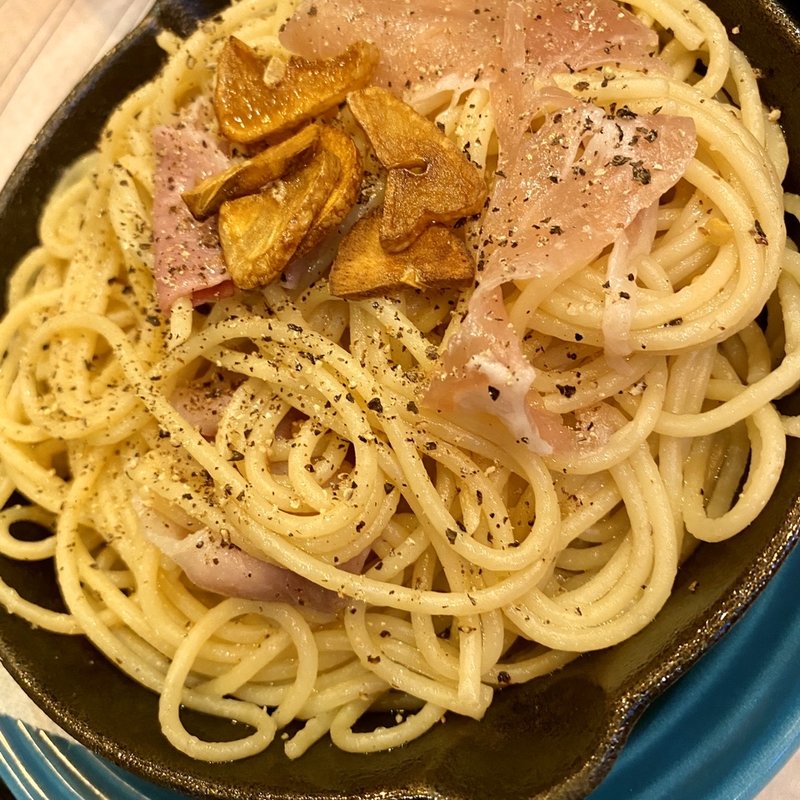 生ハムのペペロンチーノ(Living Dining 53)