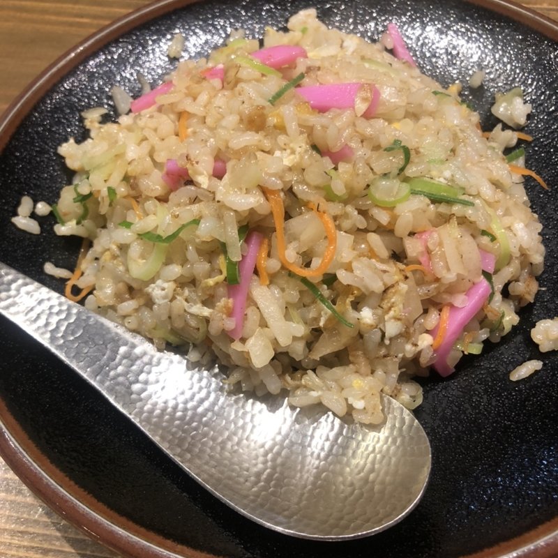 ラーメンと半チャーハンセット(ひるとよる 本店)