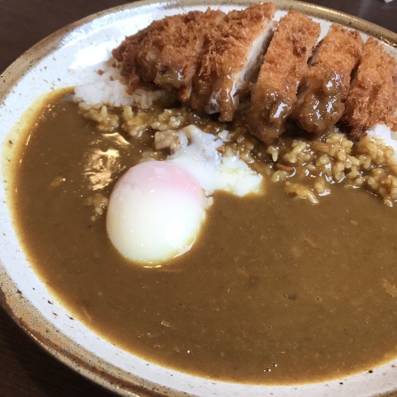 手仕込みカツカレー　温玉トッピング(CoCo壱 江川店)