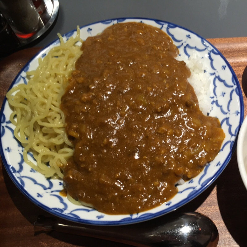ラーメン屋さんのスパイシーキーマカレー(よ志乃京成店)