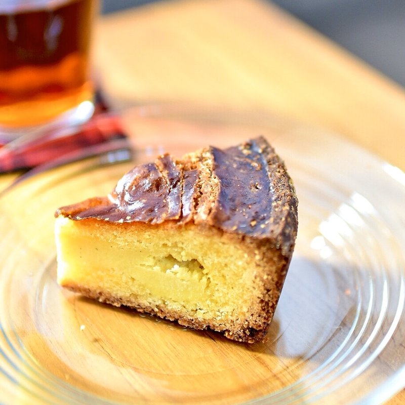 ガトーバスク(PATISSERIE LIVRAISON パティスリー リブレゾン)