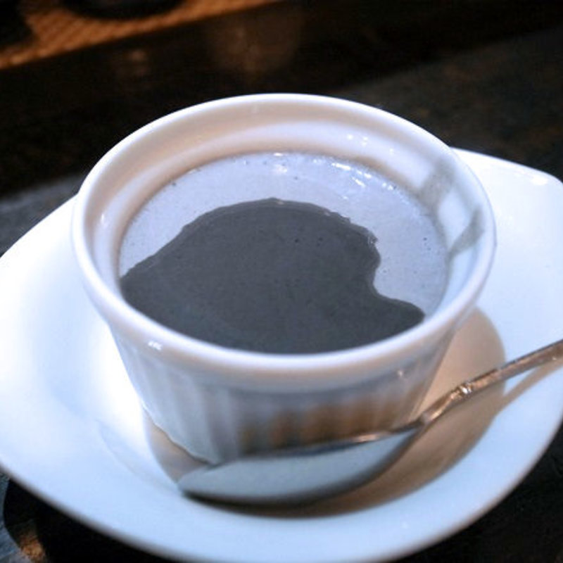黒胡麻プリン(まる和)