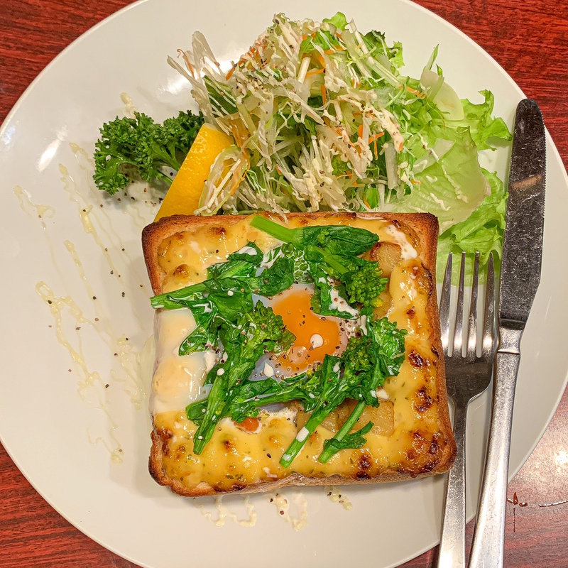 菜花カレートースト(北の誉)