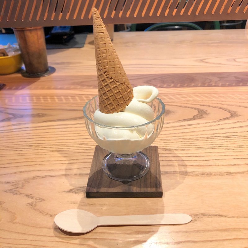 ソフトクリーム(koe　lobby)