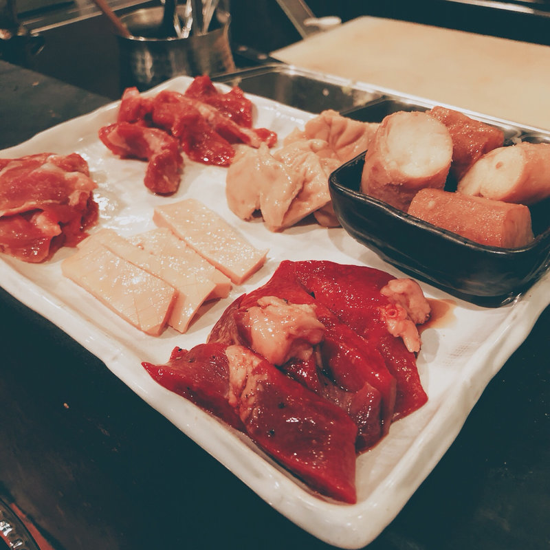 ホルモン盛り合わせ(哲 )