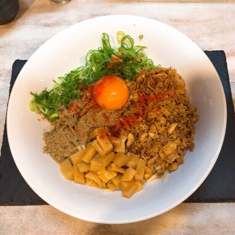 味噌煮干まぜそば(川西麺業)