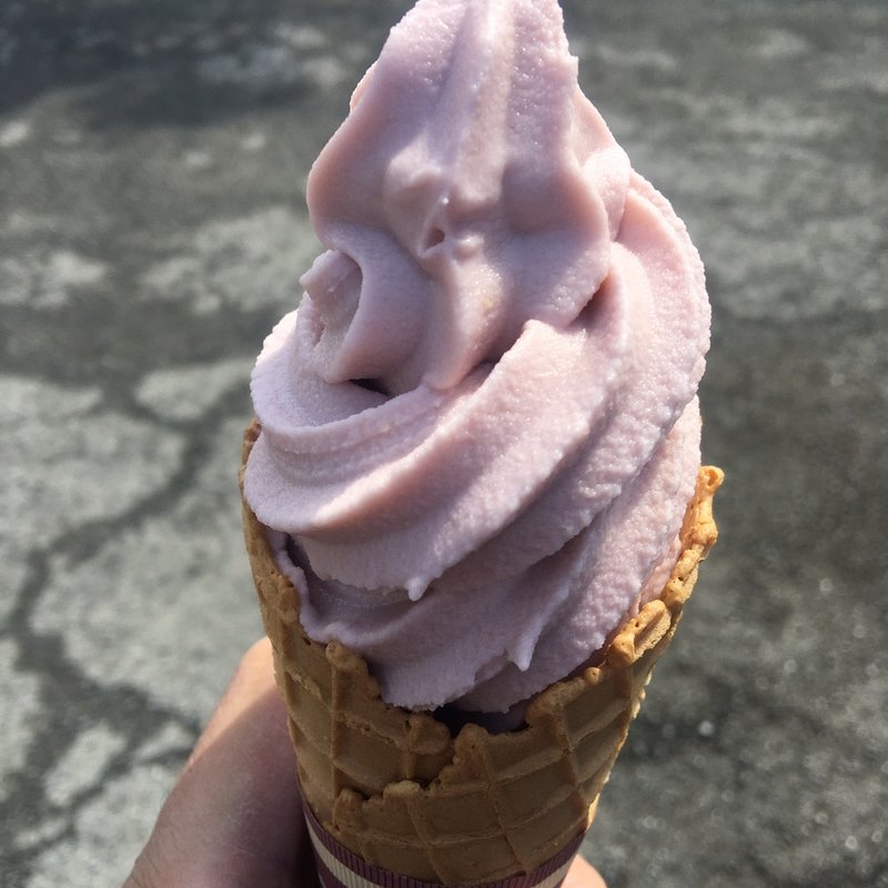 巨峰ソフト(宮田ファミリーぶどう園直売所 )