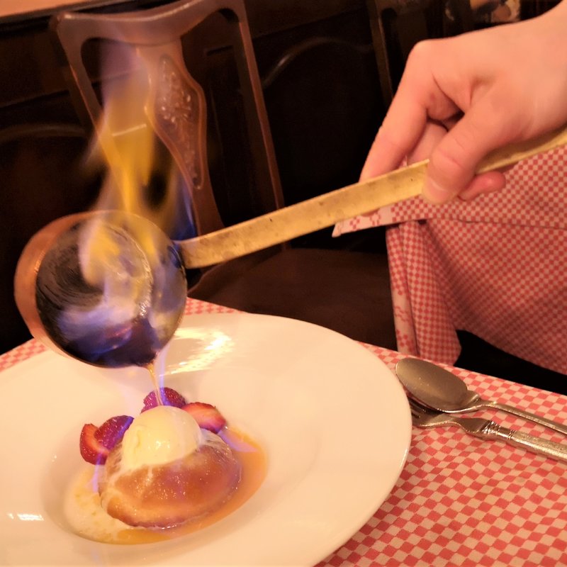 燃えるデザート　サヴァラン(ビストロ・ダ・アンジュ)