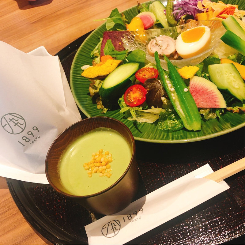 サラダランチ Green Tea Restaurant 19 Ochanomizu グリーン ティー レストラン イチハチキュウキュウ の口コミ一覧 おいしい一皿が集まるグルメコミュニティサービス Sarah