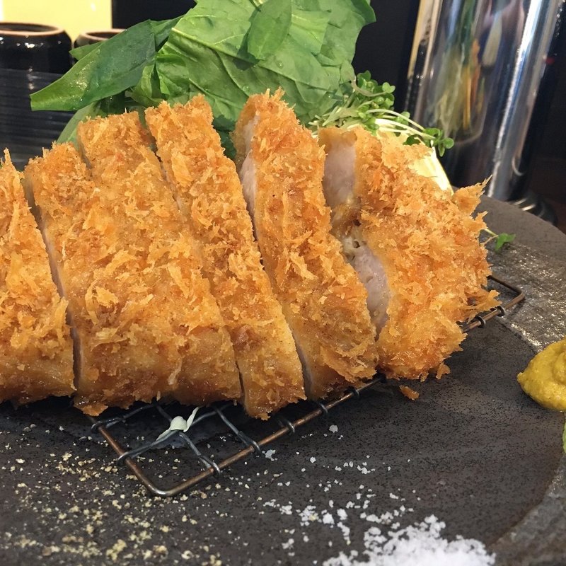 ロースカツ(とんかつしょうりき東上野店)