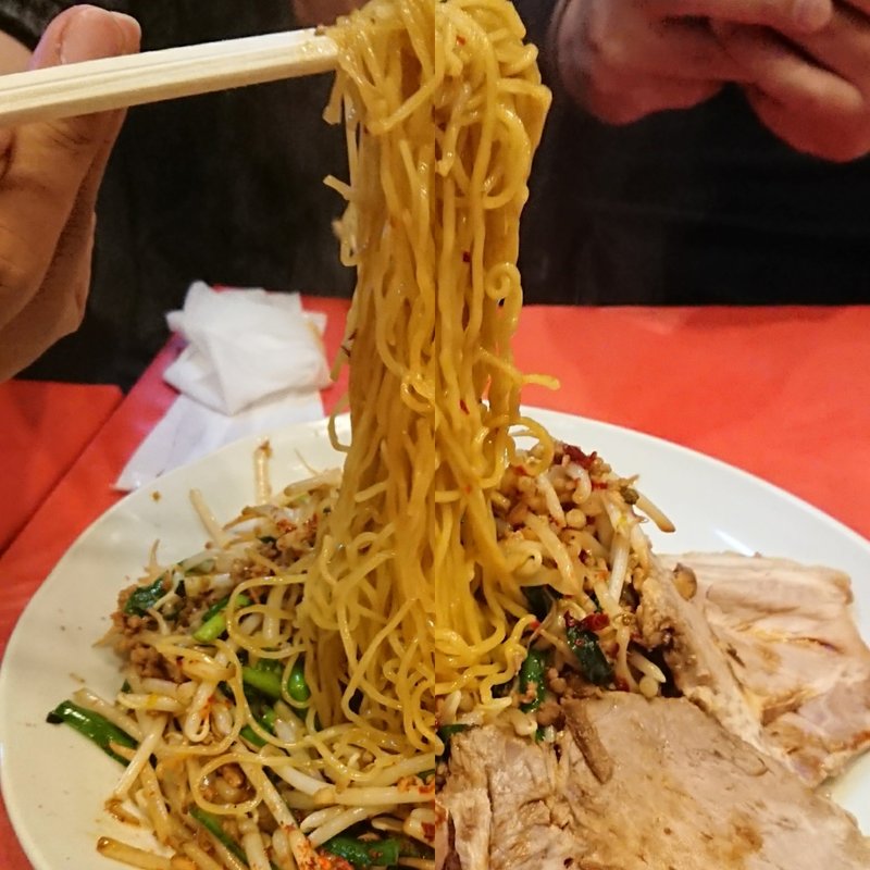 皿パンチ(生駒)