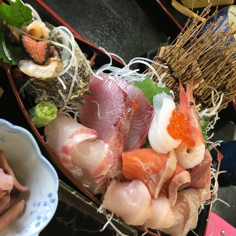 舟盛り刺身定食(お食事処　かいがん )