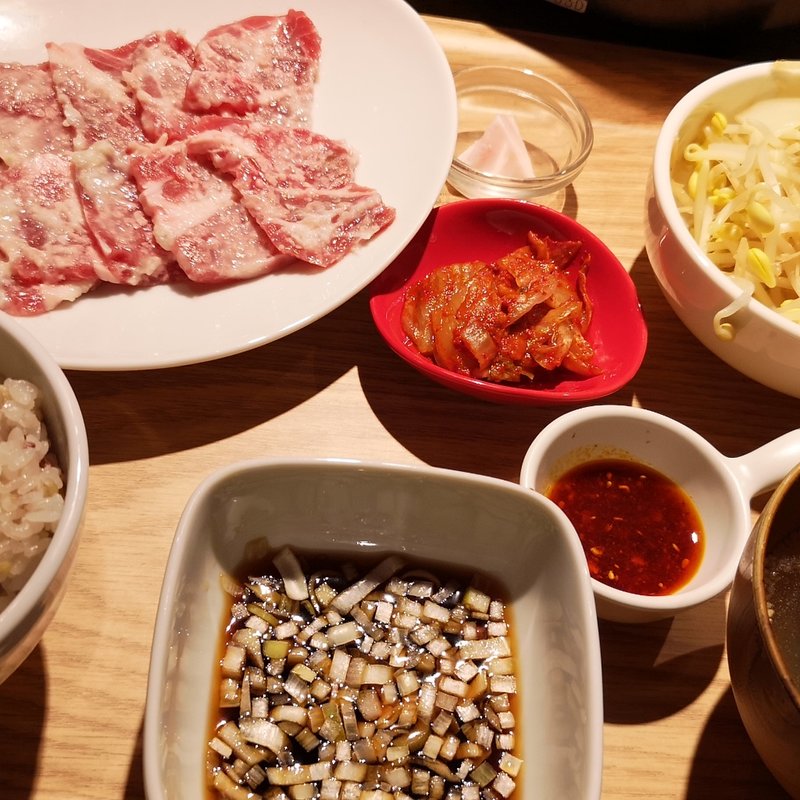 塩麹漬けロース定食(lamb one)