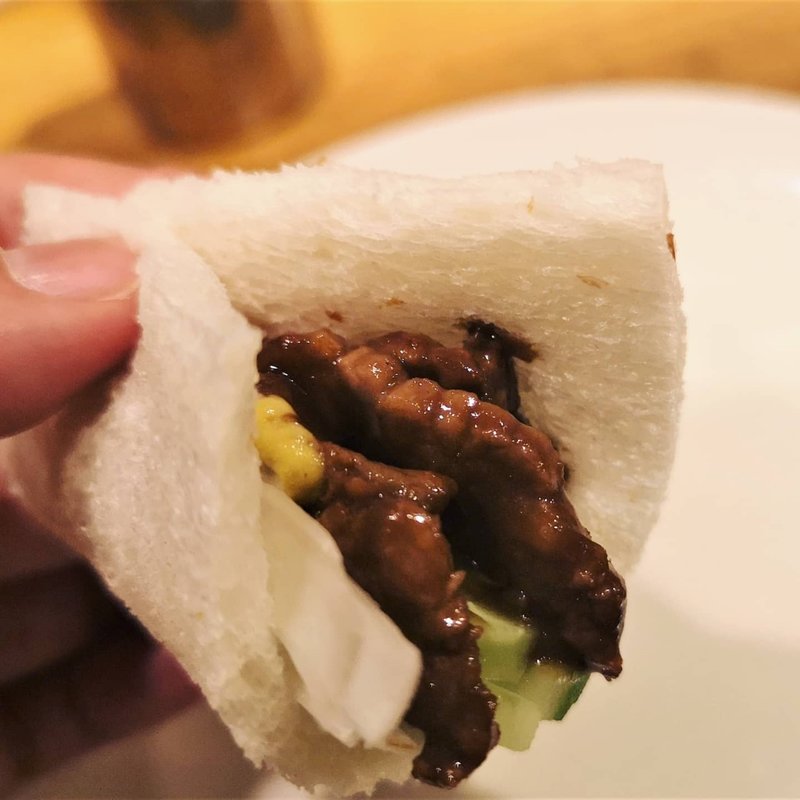 味噌牛肉のパン包み(三国亭)