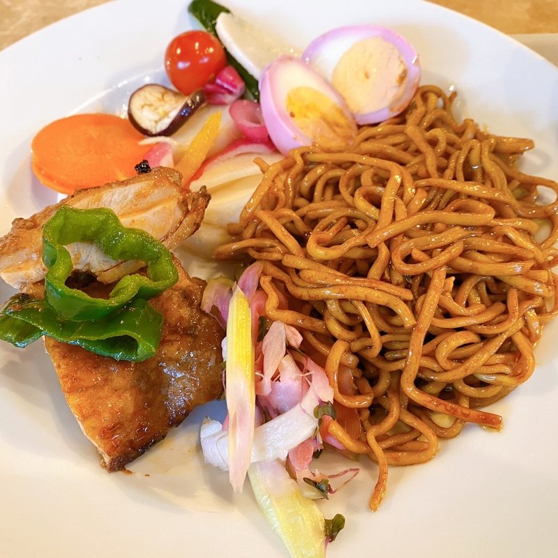 カスタムヌードル＆2デリプレート(Cityshop Noodle)