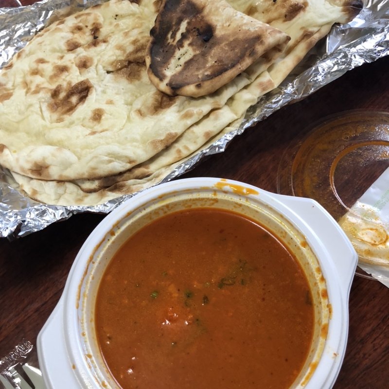 キーマエッグ＋プレーンナン(India Resutaurant Bollywood)