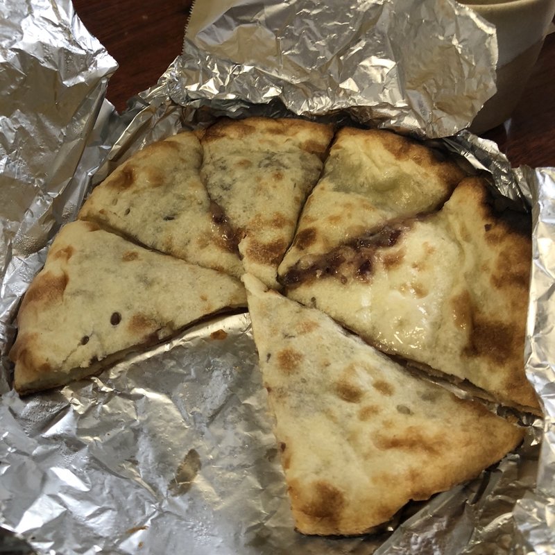 あんこチーズナン(India Resutaurant Bollywood)