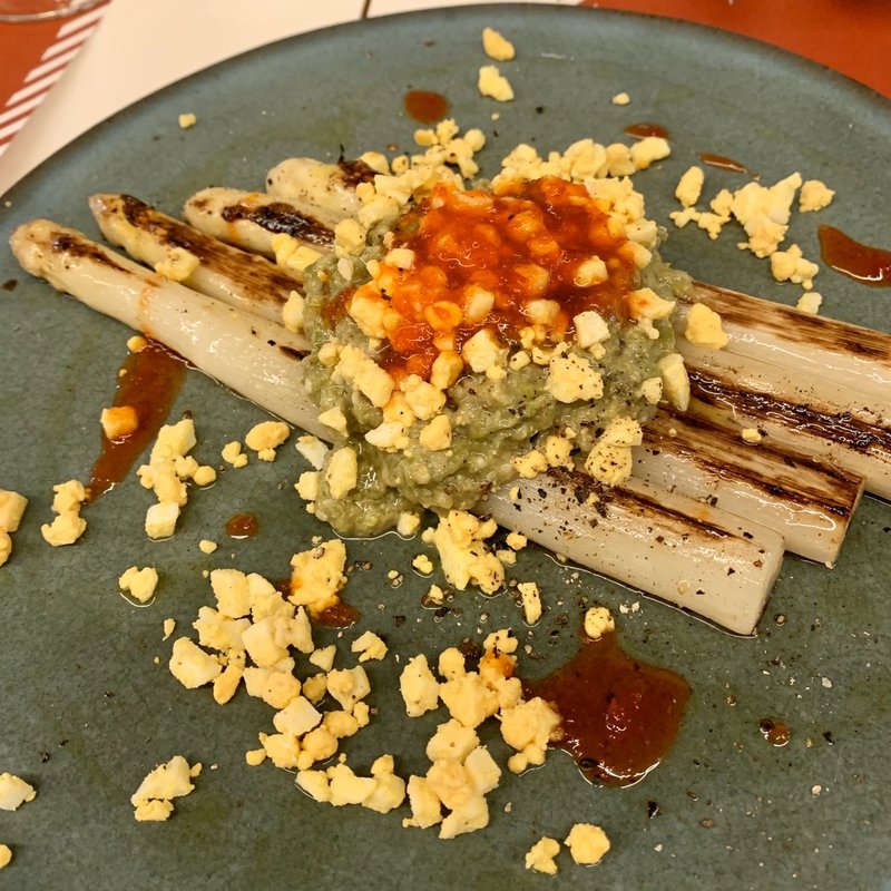 ホワイトアスパラの蕗の薹ジェノベーゼソース(29(ヴェンティノーヴェ))