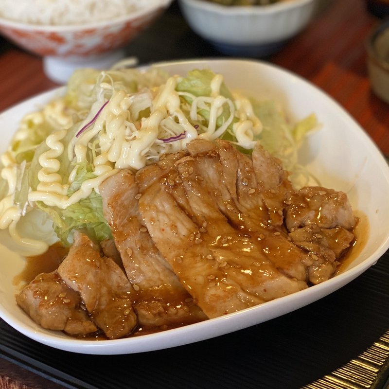 ポークソテー丼 あたまライスver.(きくの)