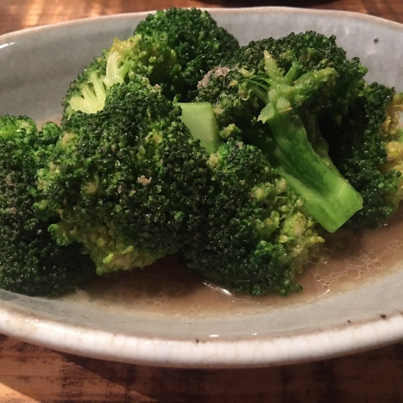 ブロッコリーのアンチョビ炒め(酒家魚肉菜 虹晴れ)