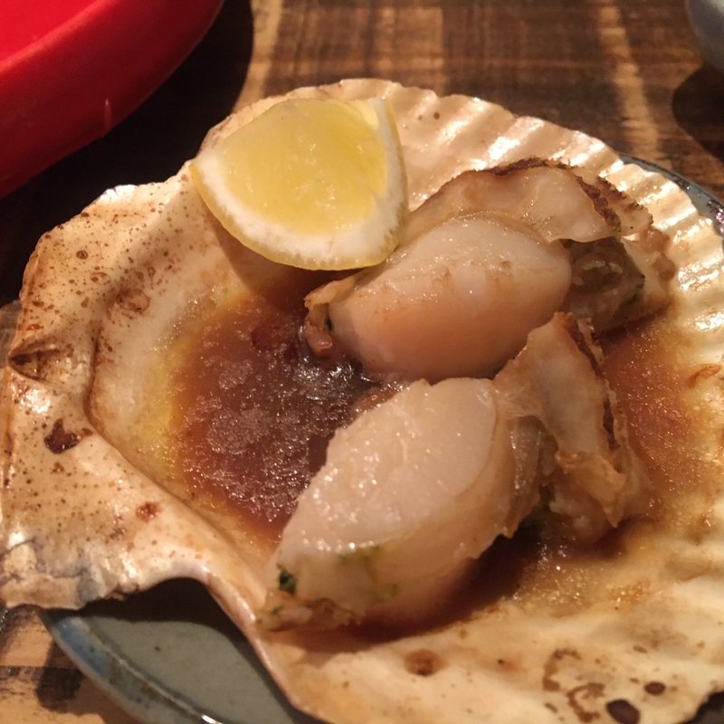 ホタテバター焼き(酒家魚肉菜 虹晴れ)