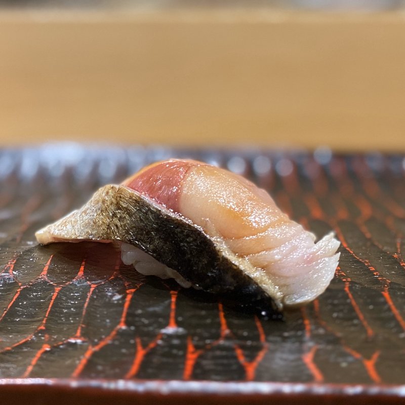 サバのタタキ(鮨旬美 西川)