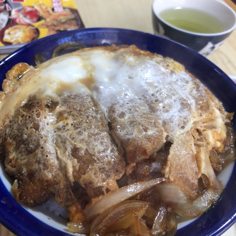 カツ丼(十綱食堂 （とつなしょくどう）)