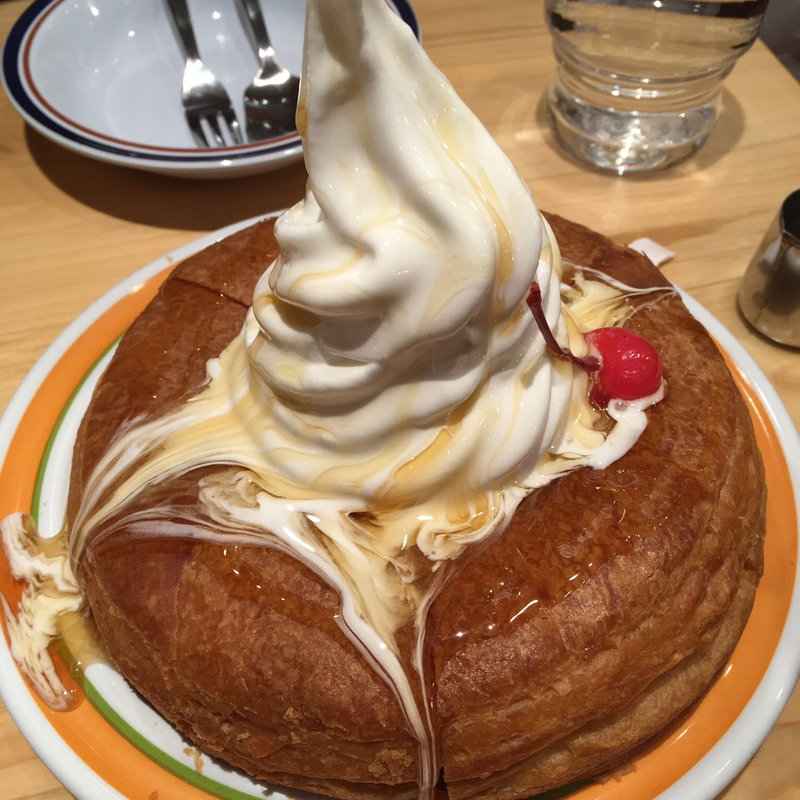 シロノワール(コメダ珈琲 新宿御苑前店)