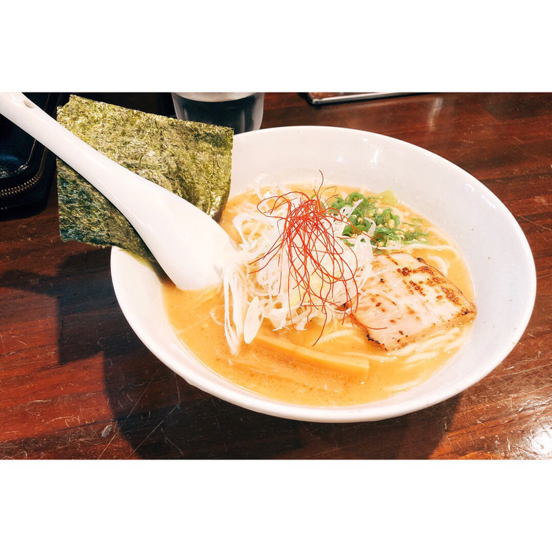 味玉醤油ら〜めん(麺屋 吉佐)