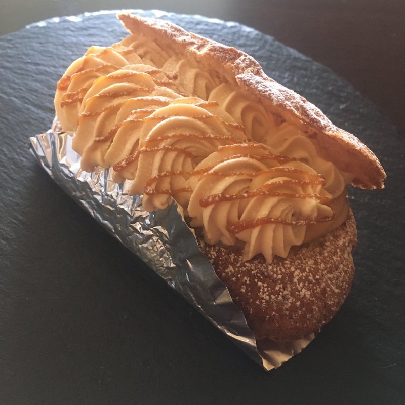 エクレールキャラメル(オネット惣菜店)