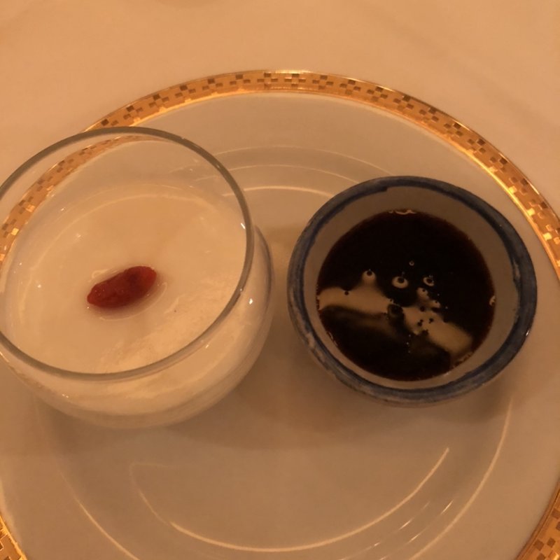 杏仁豆腐(ジャスミンガーデン)